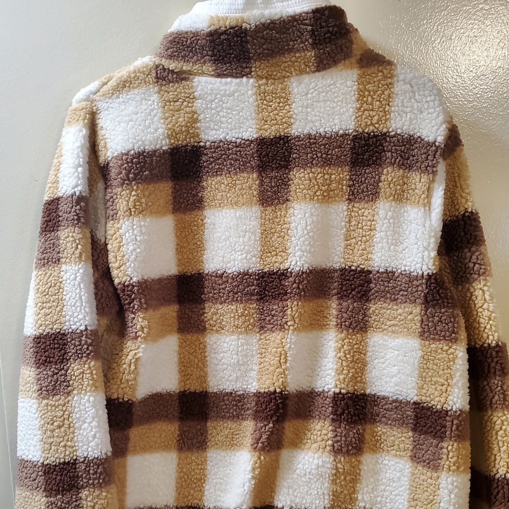 Sweater - Picture 2 of 2